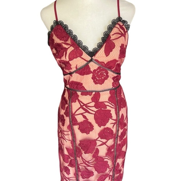 Lulus - NWT Alluring Dream Burgundy Floral Mesh Lace Trumpet Midi Dress Sz M - Picture 5 of 11